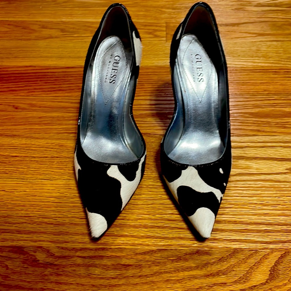 Guess stiletto heel pumps